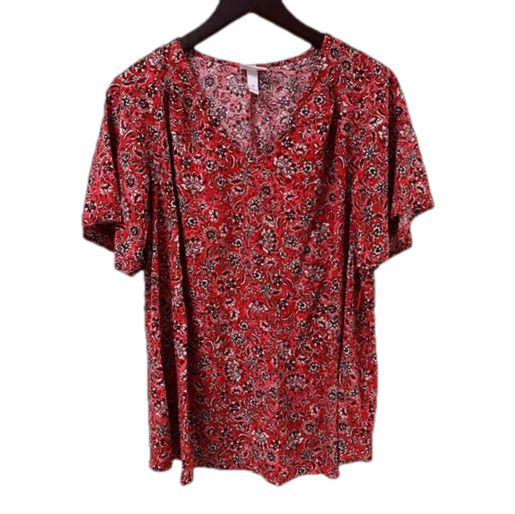 Host Pick! 🎉 Isabel Maternity Blouse - Picture 1 of 10